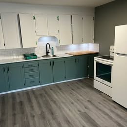 2425 Harvey Street - 4