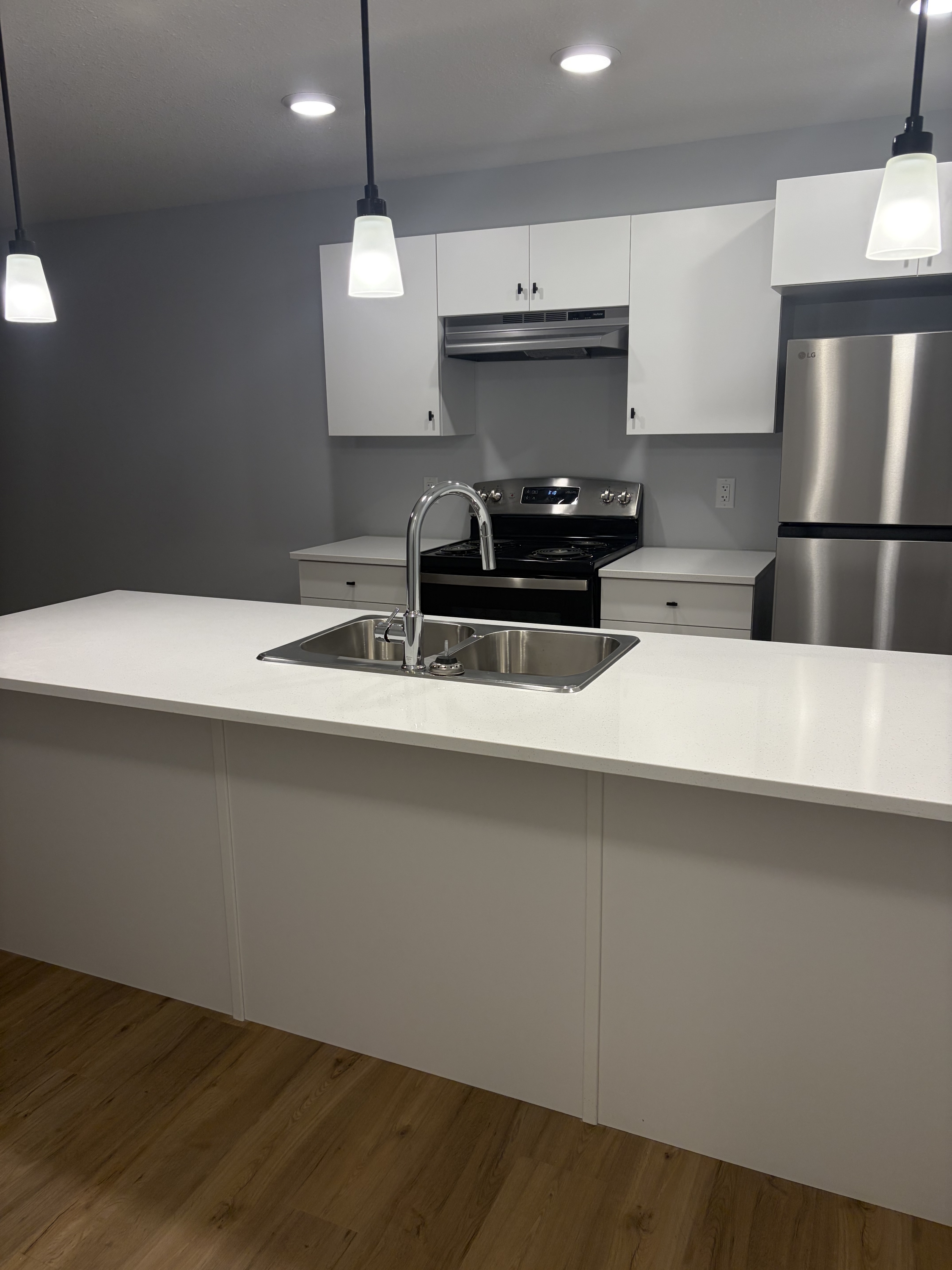 1625 Neville Drive B - 218