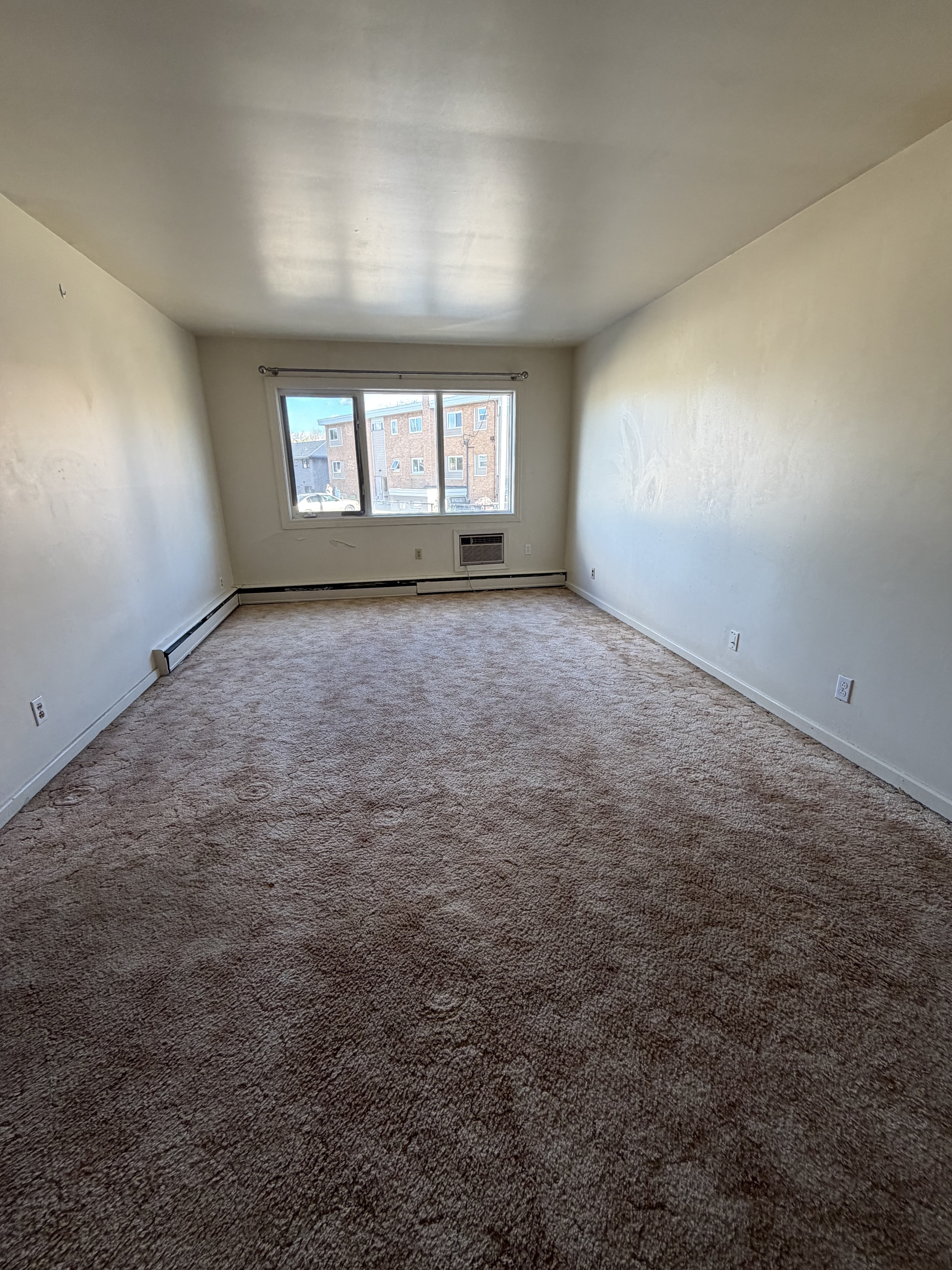 2433 Harvey Street - 8