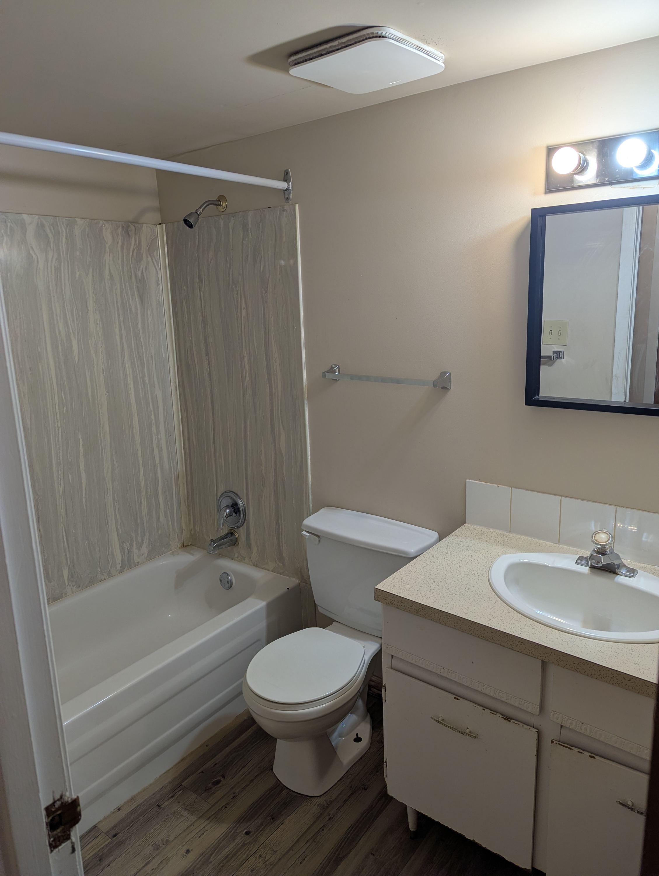 5 Vaughn Street - 507